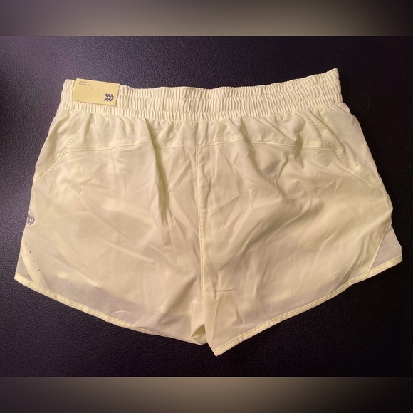 All In Motion Run Shorts in Yellow - Picture 5 of 9